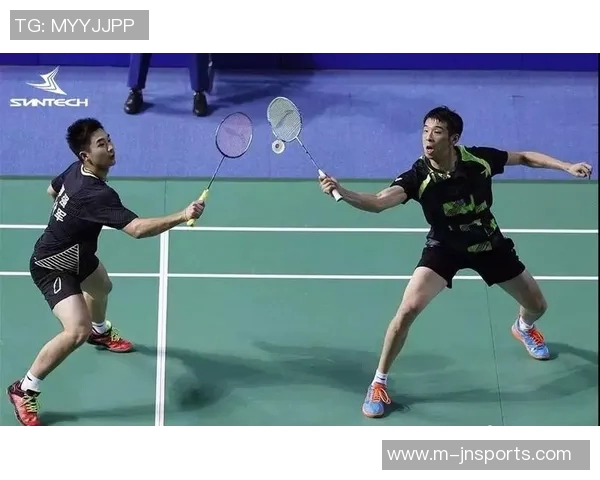 武汉羽毛球队区域防守策略解析与深度剖析实时数据